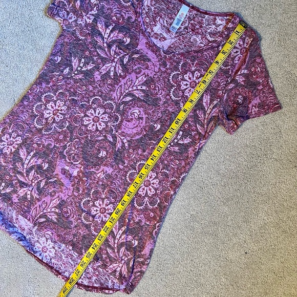 LuLaRoe Paisley Burnout Hi-Low Top - Picture 4 of 8